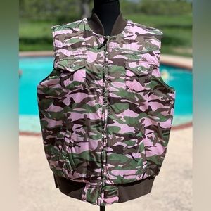 Women’s Walls reversible camo vest